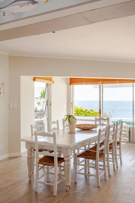 La Petite Baleine Oceanfront Luxury Villa De Kelders Kültér fotó